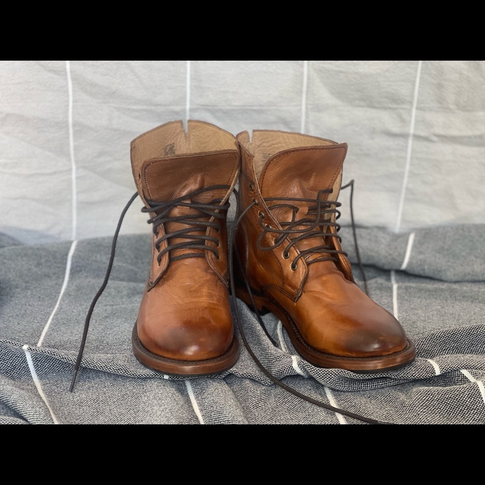 Sutro woman’s hand crafted leather boots size 7. Brand new, never worn. - Picture 4 of 5